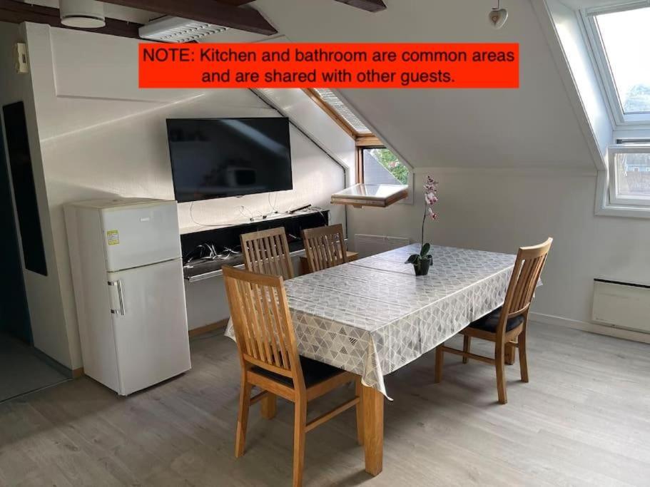 Lillehammer Guest House With Common Bath And Kitchen 外观 照片